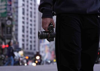 發揮高解析度、散景及強大近拍能力，sony-發表-e-接環-fe-16mm-f1.8-g超廣角定焦鏡頭