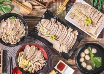 台中潭子美食推薦-鹽水鵝肉鮮嫩多汁-飄香兩代經典老味道