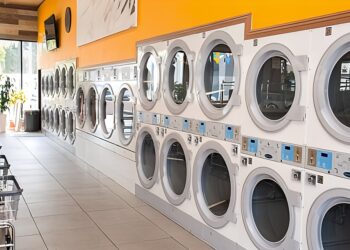 斜槓人生新選擇-自助洗衣創業崛起-衣美學院開創個性加盟模式