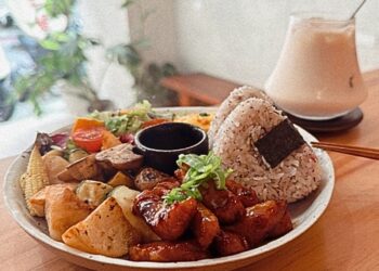 嘉義東區早午餐推薦 巷弄裡侘寂風小屋 享受療癒用餐時光