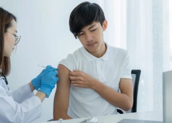 每6個月復發嚴重菜花 醫：HPV病毒不應輕忽 接種疫苗有效預防癌症風險