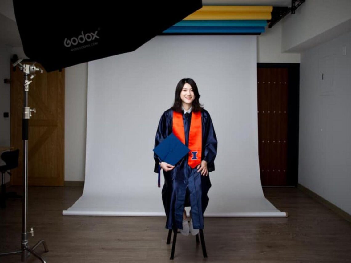 高雄證件照拍攝推薦 左營人氣攝影工作室還你最自然自信笑容