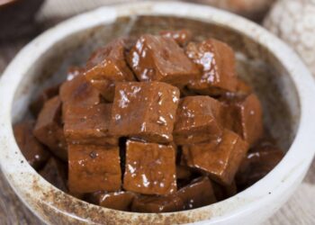 東門市場人氣滷味攤 用一塊入味豆干 勾起記憶裡家的滋味