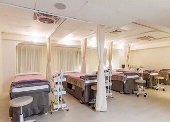 新北三重越式洗髮 深層頭皮護理＋肩頸放鬆 白癡公主都推薦