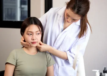 饅化其實沒那麼容易發生？醫師解析針劑治療的關鍵 「適量」與整體評估