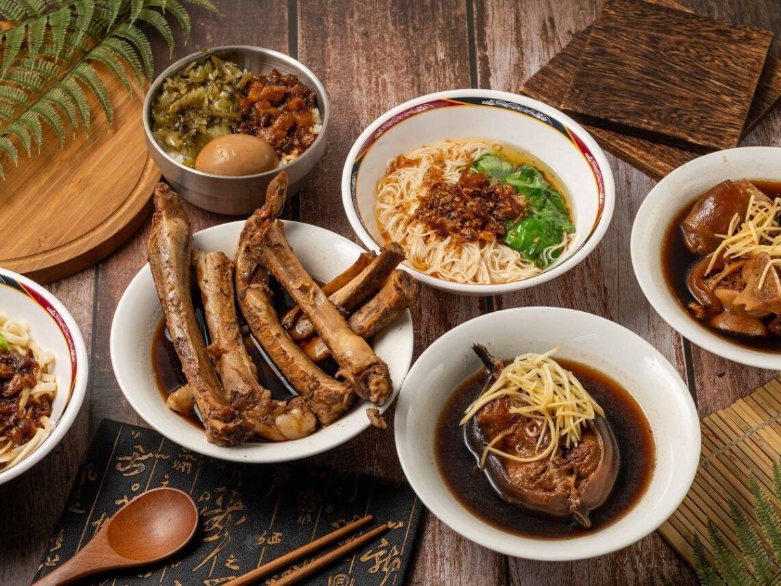 來自金門的三重人氣排骨湯 清甜溫潤的藥燉湯頭成全年暖胃首選