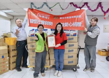 信仰化作營養暖流！盤古藥皇廟攜手企業 送600包營養品至創世五區助弱勢