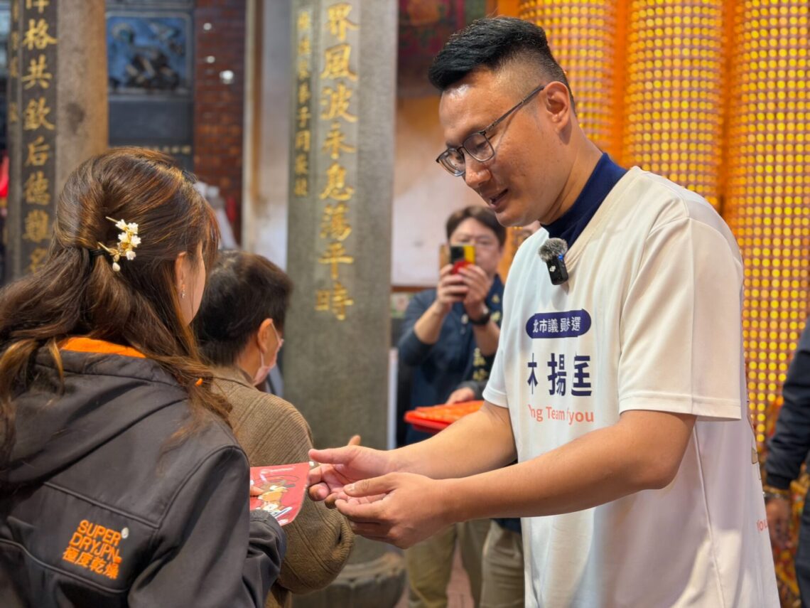 士林金面媽祖廟超靈 盛傳企業家愛拜 林揚庭除夕守夜為士林北投祈福