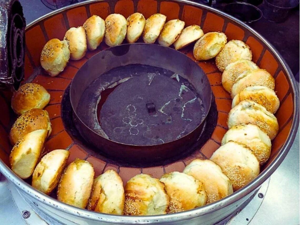 溪湖胡椒餅老字號深耕三十年 慢火手工打造經典彰化必吃小吃