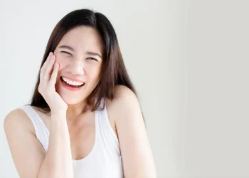 膠原蛋白怎麼挑？專科醫師林君曄揭秘 3 大黃金標準與2026熱門品牌評比
