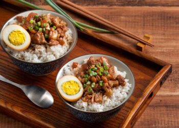古早味嘉義東區小吃 從滷肉飯、赤肉羹到桶子雞粥一次滿足