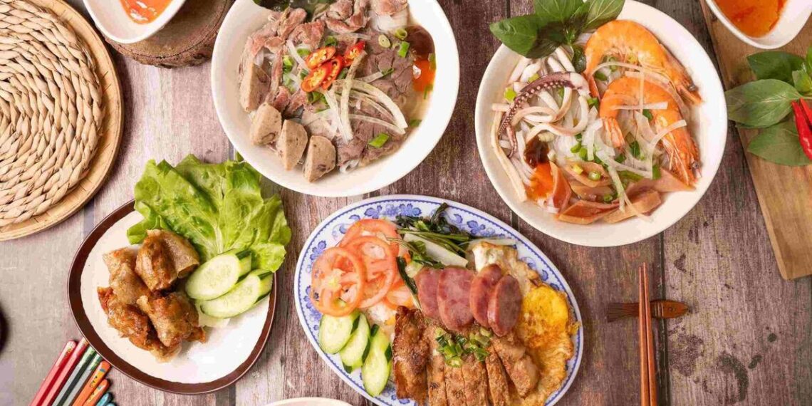 竹南越南料理 南越河粉、春捲與自醃排骨飯 科專一路午晚餐亮點
