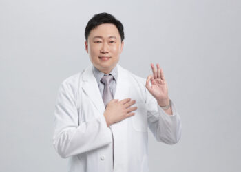 暑假高溫私密處悶熱、有異味怎麼辦？婦產科醫師解析常見成因與照護建議