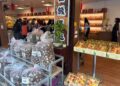 買齊桃園伴手禮不必東奔西走 大溪農特產店蒐羅豆干、水蜜桃、香菇 一次選購