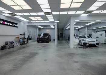 CASPER鎧特深耕台中汽車美容 從鍍膜、貼膜到交車後養護