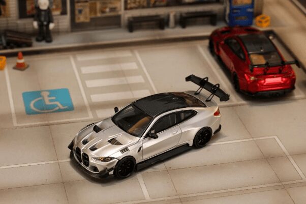 車迷週末新去處 中壢模型車專賣店 一次看1/64車款、F1週邊與模擬器體驗
