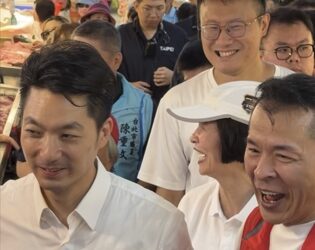 合體蔣萬安視察北投市場 林揚庭喊話：嚴格把關工程 爭取士北建設